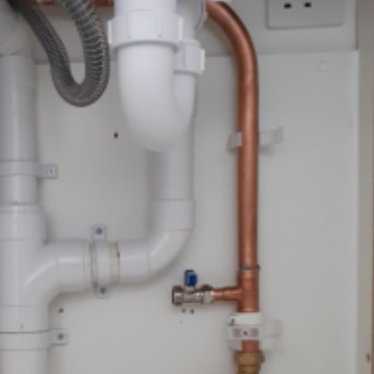 Aretro Chrome 15mm x 3/4" Straight Washing Machine, Dishwasher Connector, Tap, Valve